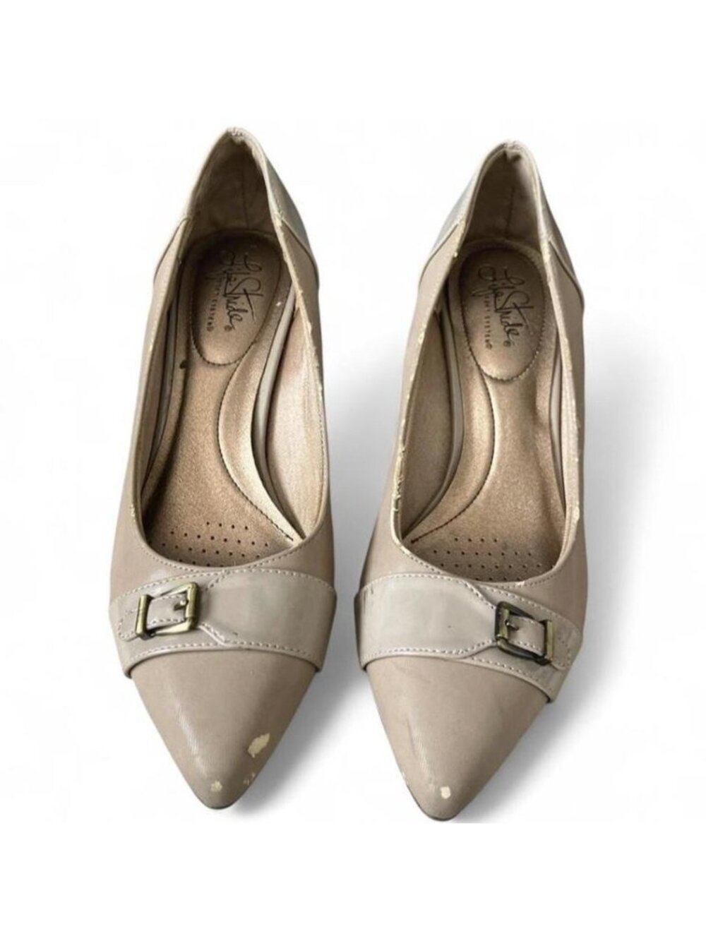 Vtg LifeStride Women's Beige Patent Leather Pointed Toe Buckle Pump Heels Sz 9